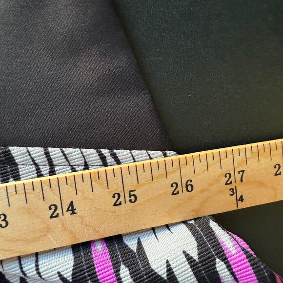 GABBY SKYE 20W Plus Size Chevron Dress Pink Black White Flattering Classic Style - Picture 5 of 9